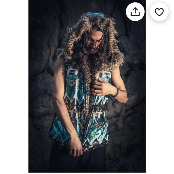 Tribal warrior sequin faux fur vest by Yoshi Zen - Picture 3 of 14